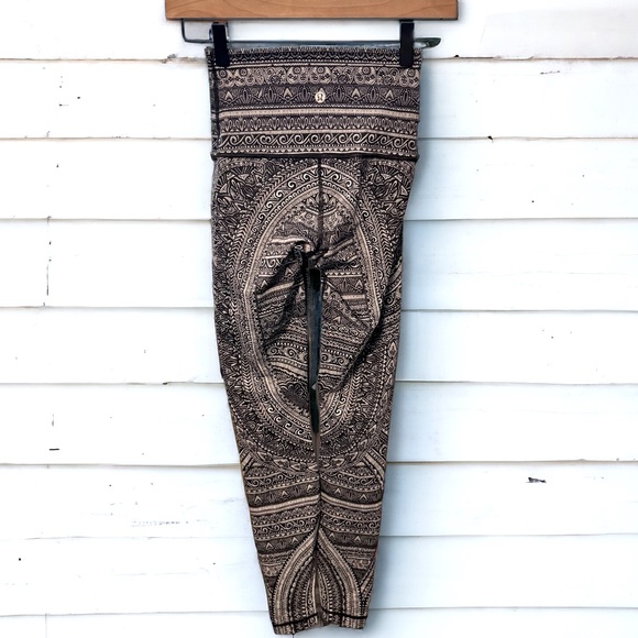 Lululemon Wunder Under Hi-Rise Tight Nulux 28"
Entwined Pant Hi-rise 50 Leggings - Picture 2 of 6